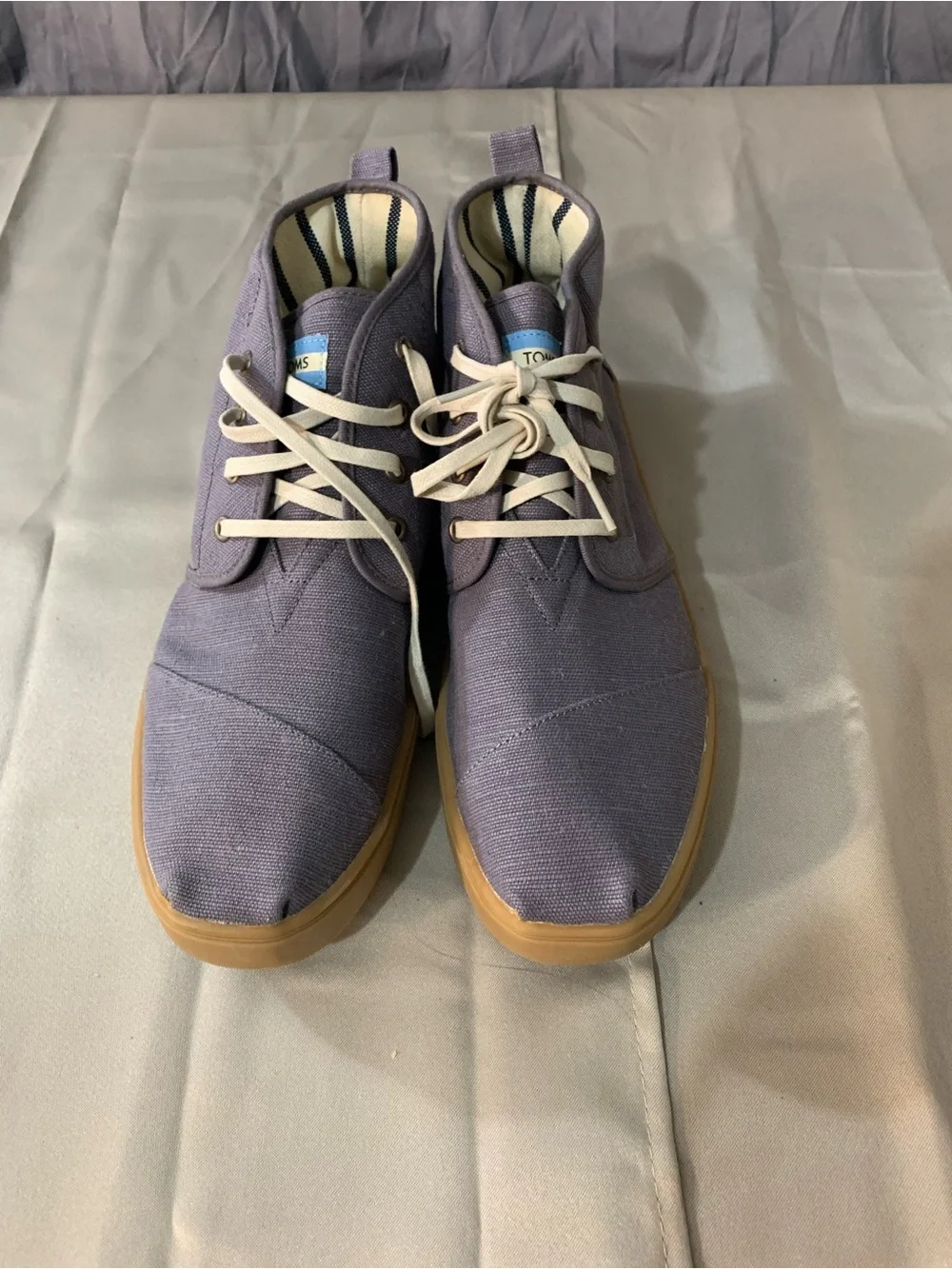TOMS Men's Chukka Boots in Lavender Canvas with Gum Sole b1/20